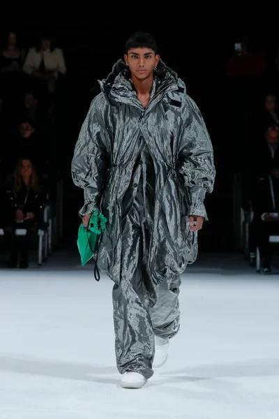 Look 52